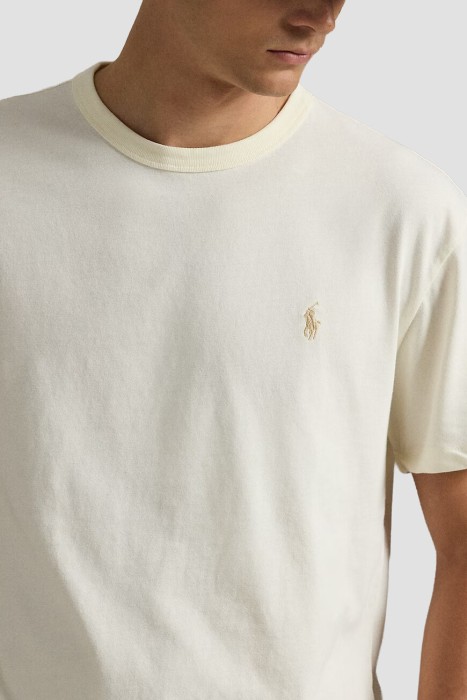 футболка  из америки вид сбоку