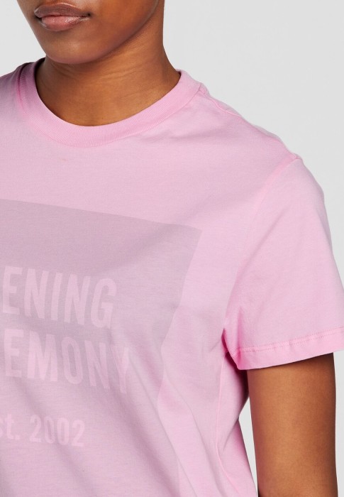 Продукция для женщин фото