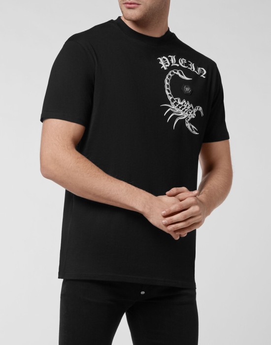 футболка  от бренда philipp plein вид слева