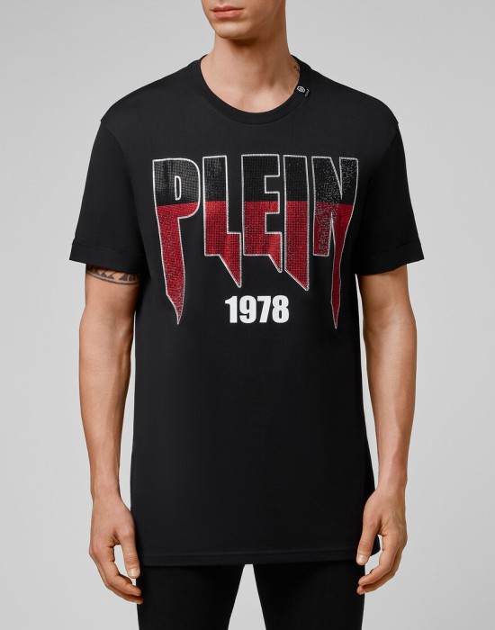 футболка  от бренда philipp plein вид слева