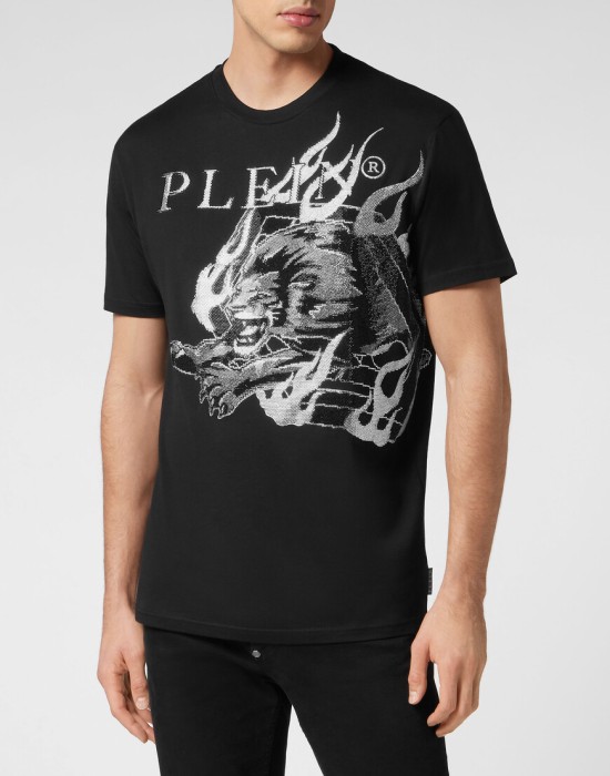 футболка от бренда philipp plein вид слева