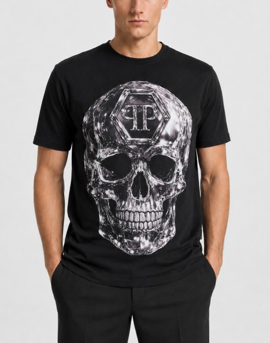 футболка от бренда philipp plein вид слева
