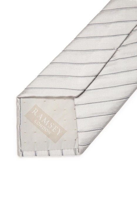 галстук  из америки вид сбоку