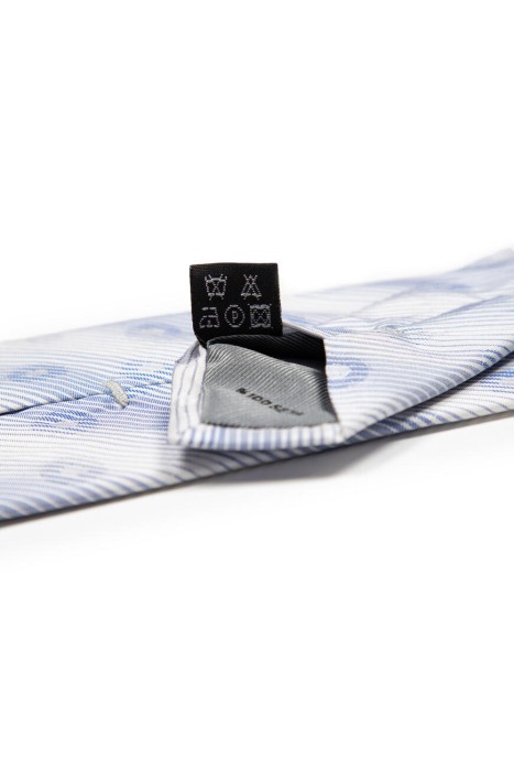 галстук  из шелка спереди