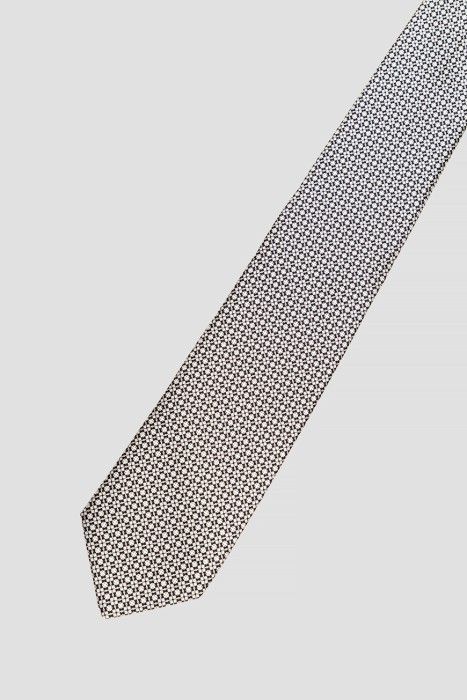 галстук  по цене 19200 руб вид справа