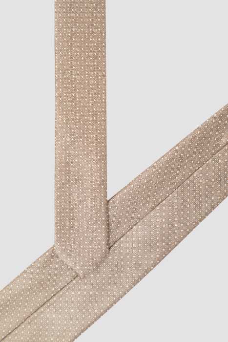 Товар разноцветного цвета с внутренней стороны