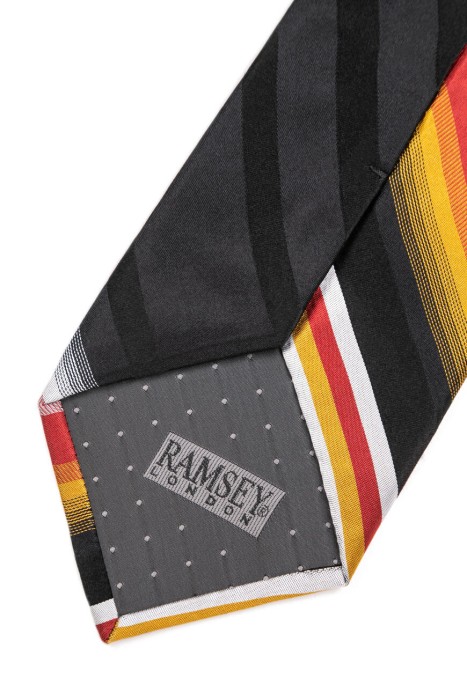 галстук  из америки вид сбоку