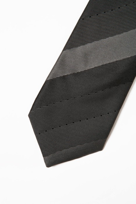 галстук  по цене 5600 руб вид справа