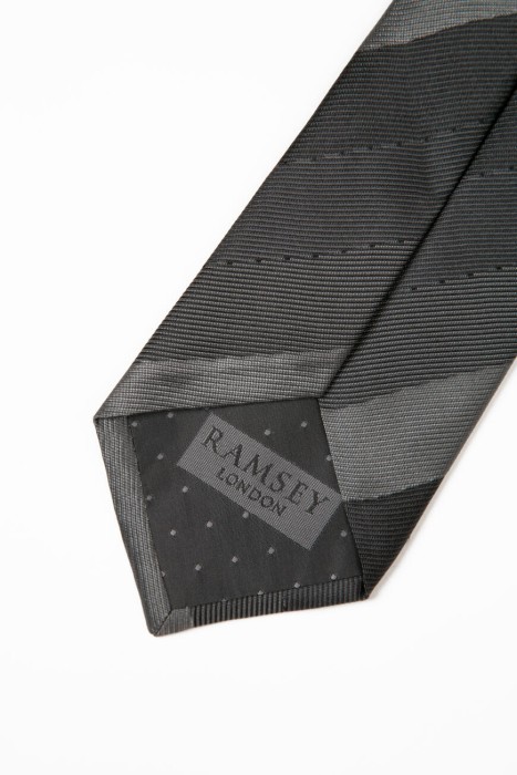 галстук  из америки вид сбоку