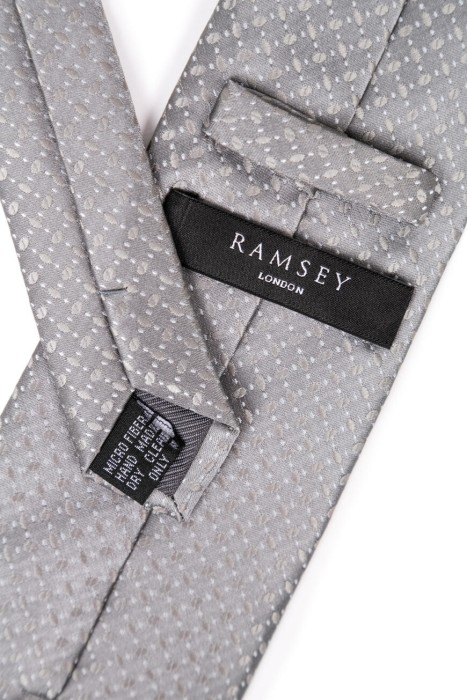 Товар серого цвета с внутренней стороны