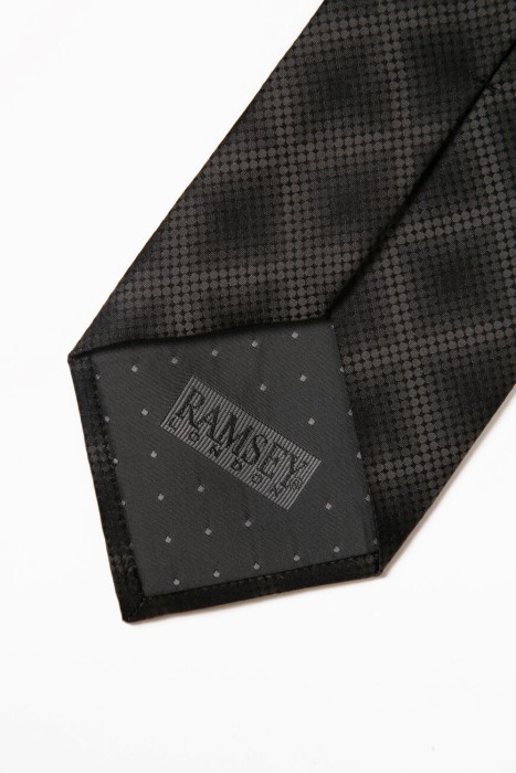 галстук  из америки вид сбоку