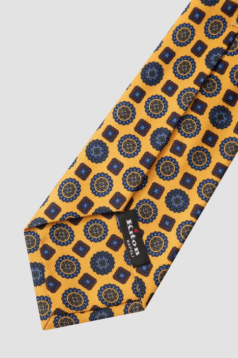 галстук  из италии вид сбоку