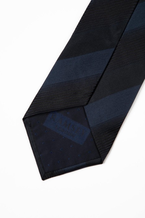 галстук  из америки вид сбоку