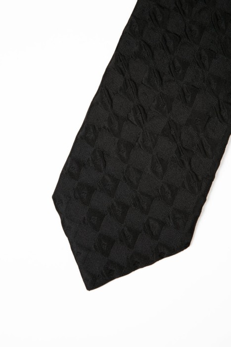 галстук  по цене 5200 руб вид справа