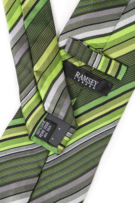 Товар серого цвета с внутренней стороны