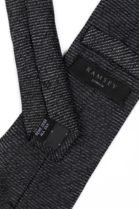 Товар серого цвета с внутренней стороны