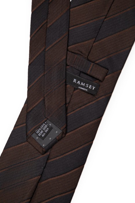 Товар синего цвета с внутренней стороны