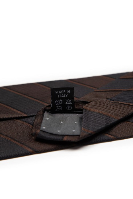 галстук  из шелка спереди