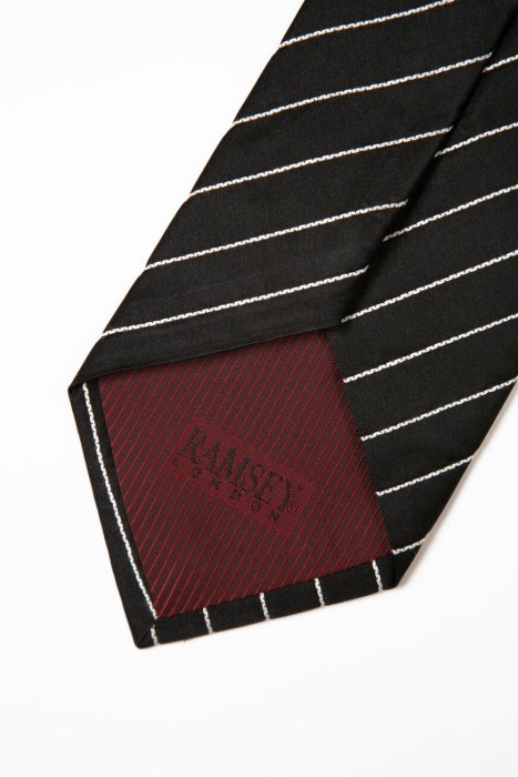 галстук  по цене 4400 руб вид справа