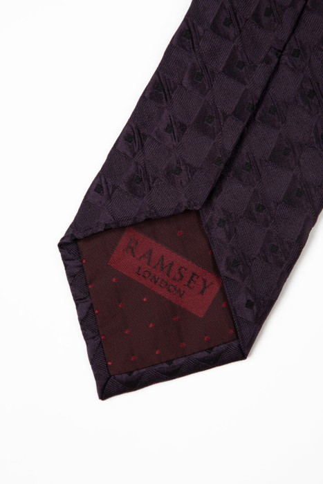 галстук  из америки вид сбоку