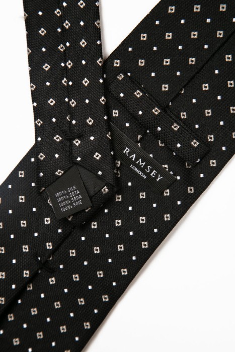 галстук  из америки вид сбоку