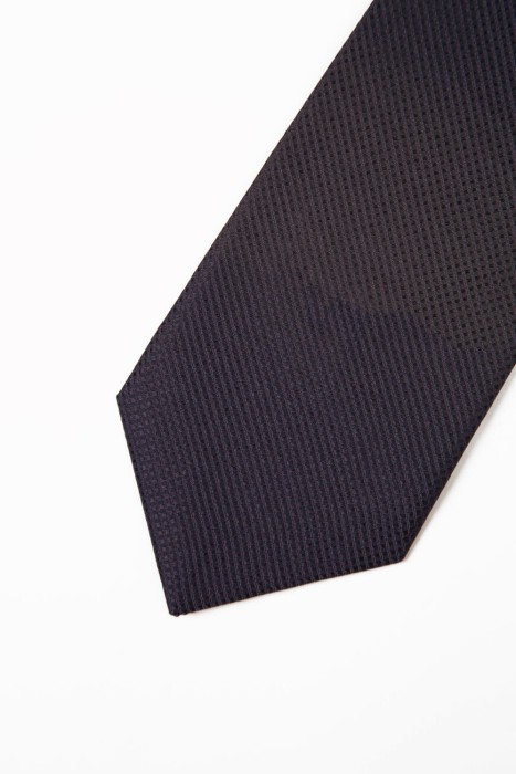 галстук  по цене 5600 руб вид справа