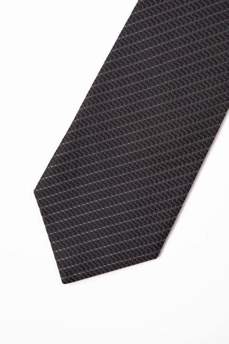 галстук  по цене 5600 руб вид справа