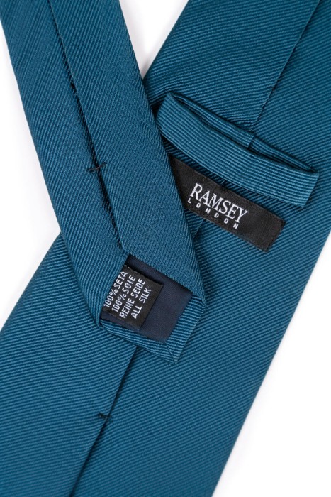 Товар бирюзового цвета с внутренней стороны