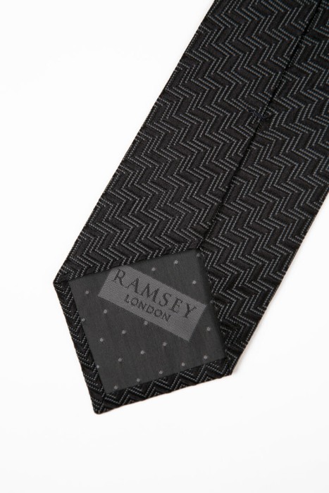 галстук  из америки вид сбоку