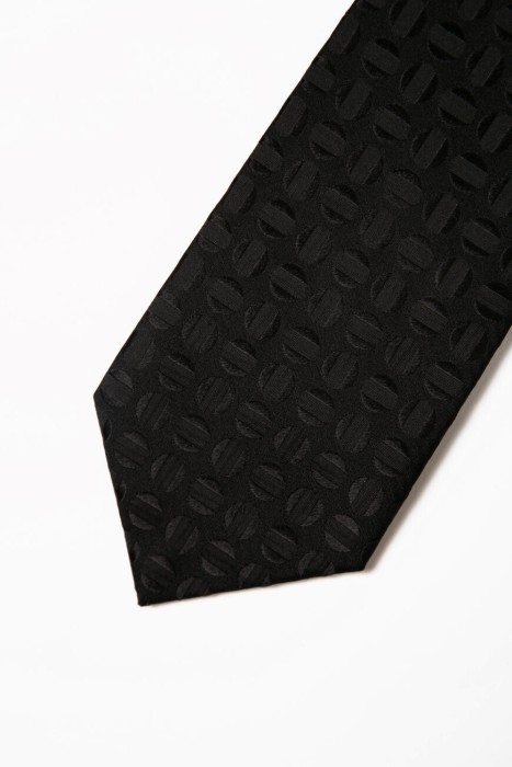 галстук  по цене 5600 руб вид справа