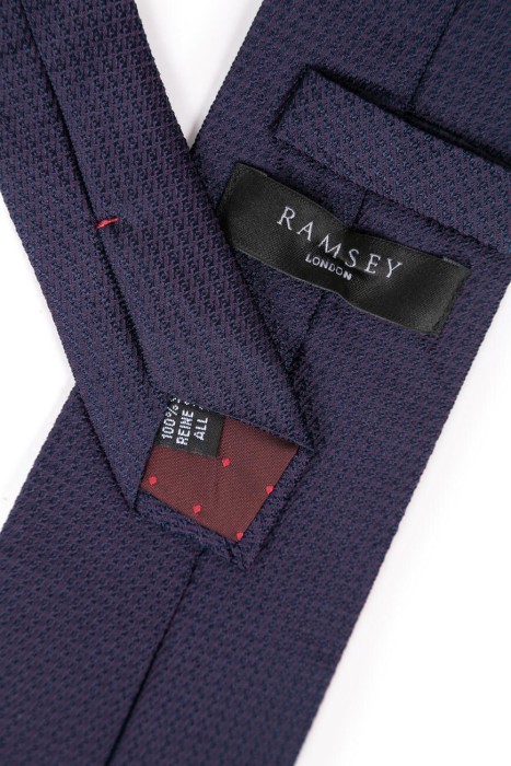 Товар фиолетового цвета с внутренней стороны