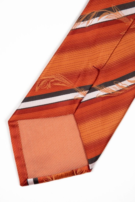 галстук  из америки вид сбоку