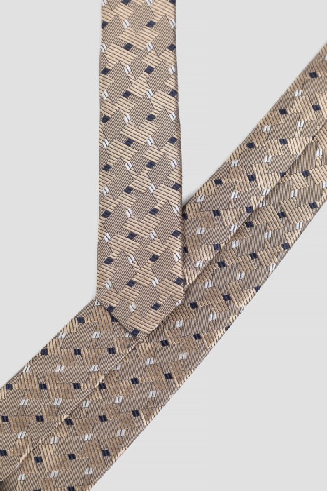 Товар разноцветного цвета с внутренней стороны