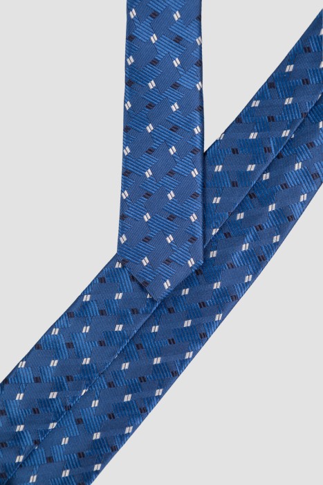 Товар синего цвета с внутренней стороны