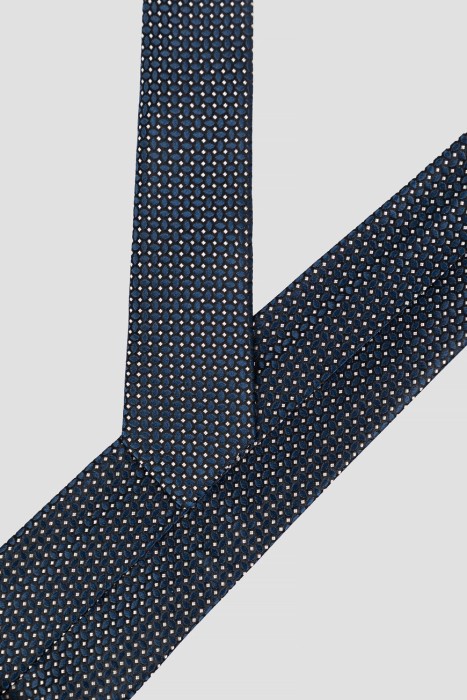 Товар разноцветного цвета с внутренней стороны