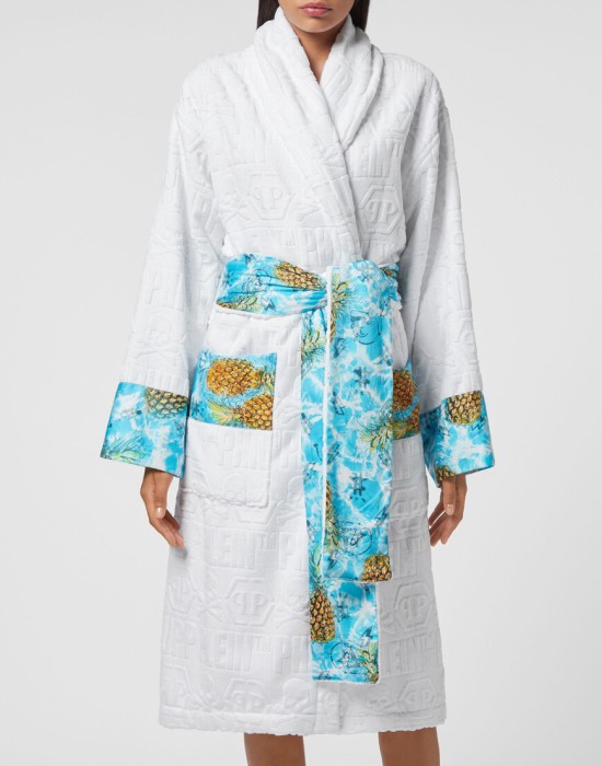 халат  по цене 39730 руб вид справа