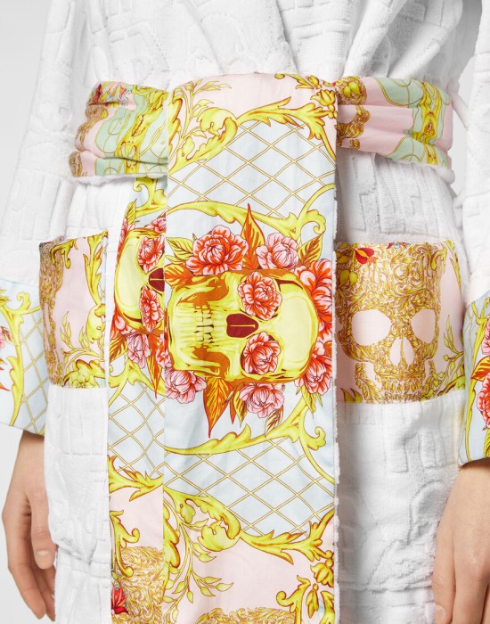 халат  из проверенных материалов спереди