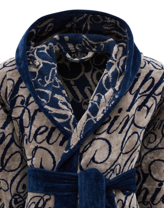 халат  из проверенных материалов спереди