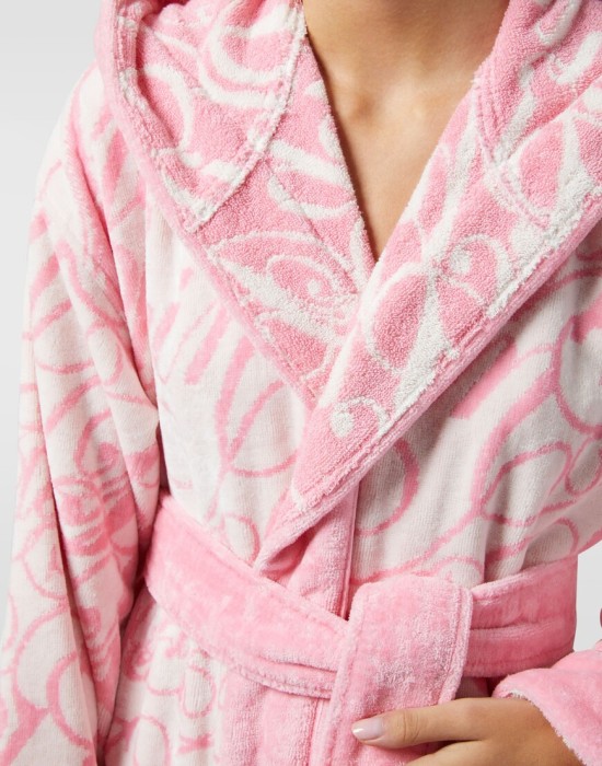 халат  универсального стиля с лицевой стороны