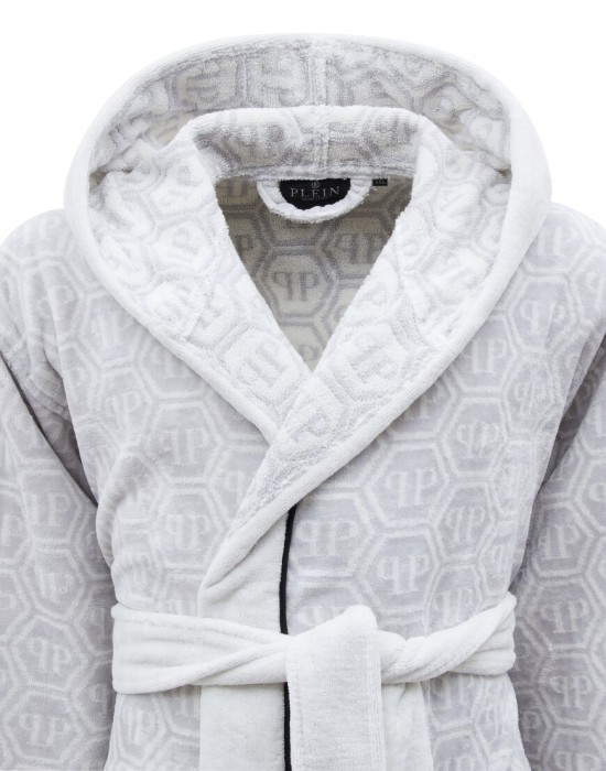 халат  из проверенных материалов спереди