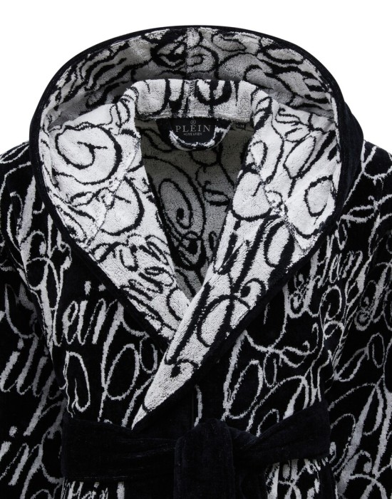 халат  из проверенных материалов спереди