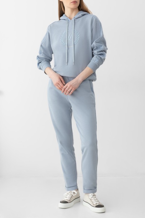 Товар голубого цвета с внутренней стороны