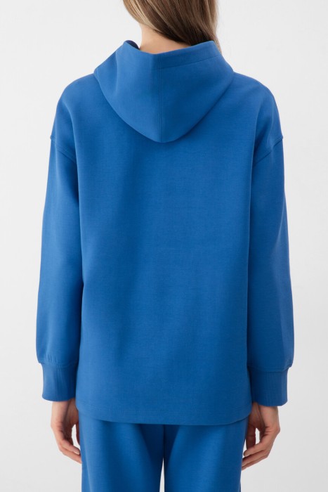 худи  по цене 27200 руб вид справа