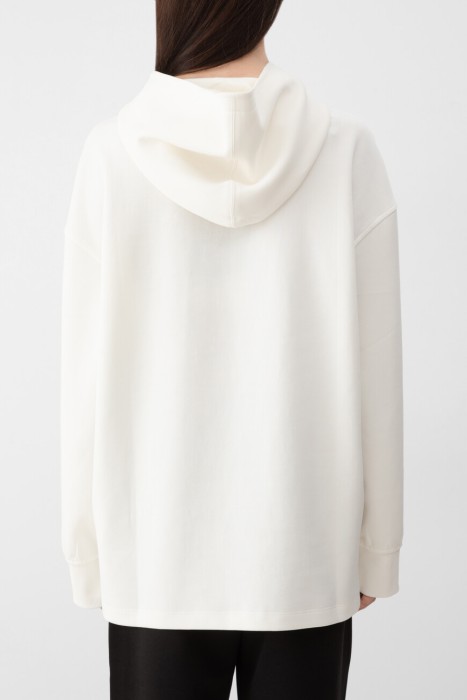 худи  по цене 23800 руб вид справа