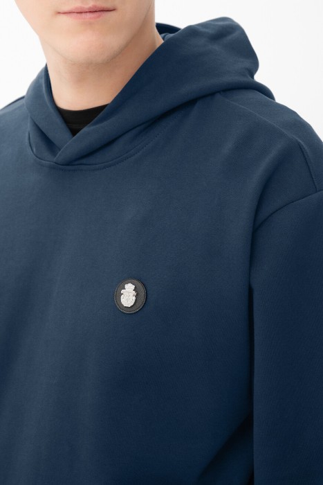 худи  из италии вид сбоку