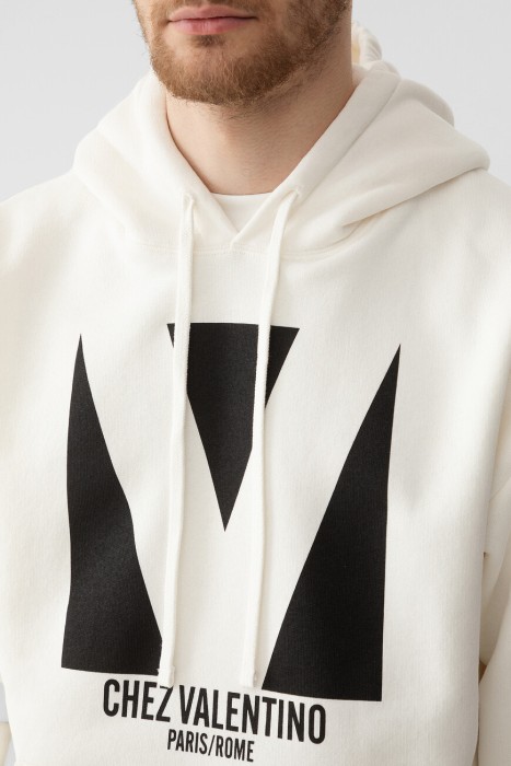 худи  из италии вид сбоку