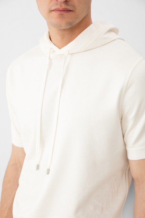 худи  из англии вид сбоку