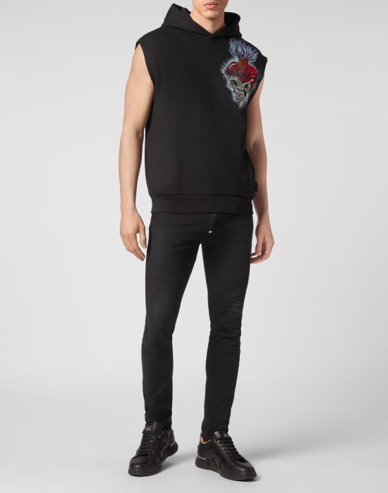 худи  по цене 33270 руб вид справа