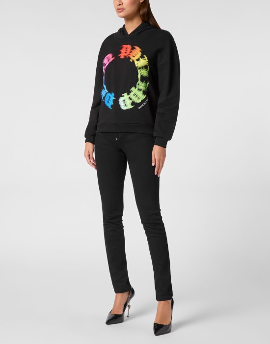 худи  по цене 33270 руб вид справа