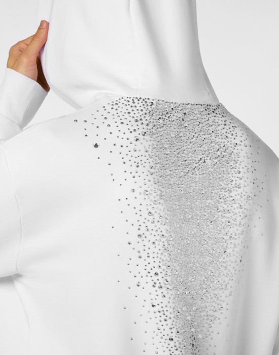 Товар белого цвета с внутренней стороны